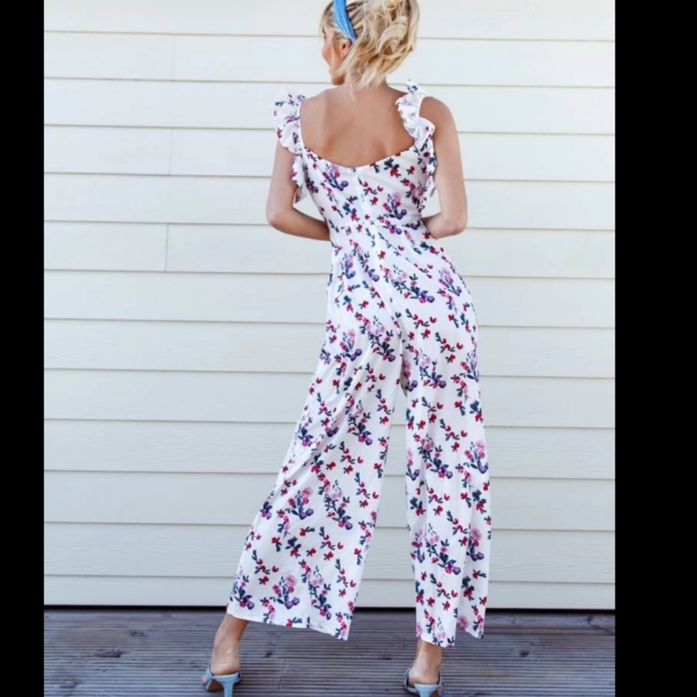 Ruffle Front Knot Wide Leg Capri Floral Jumpsuit - Picture 2 of 8
